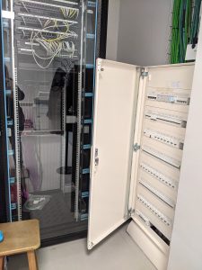 Pxl 20210427 093958000 Rack Y Subcuadro Pl.baja